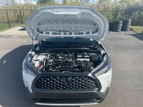 Used 2024 Toyota Corolla Cross L image 29