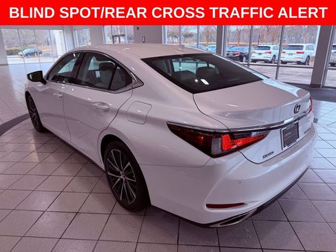 Certified 2025 Lexus ES 350 w/ Premium Package image 5