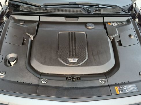 Certified 2024 Cadillac Lyriq Sport AWD/4WD image 29
