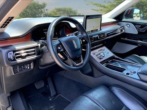 Used 2022 Lincoln Aviator Reserve w/ Equipment Group 201A AWD/4WD image 16
