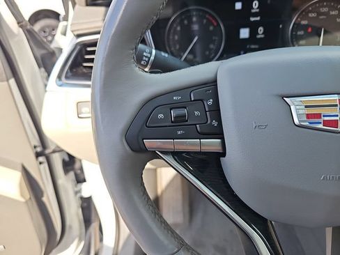 Used 2021 Cadillac XT6 Premium Luxury FWD image 19