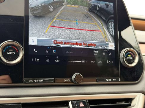 Used 2023 Lexus RX 350 Premium w/ Accessory Package AWD/4WD image 43