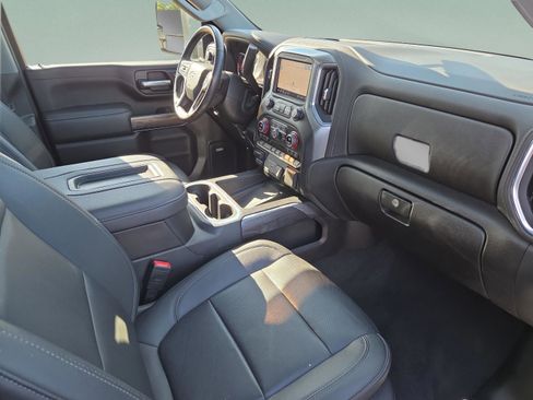 Used 2022 Chevrolet Silverado 2500 LTZ w/ LTZ Plus Package image 33