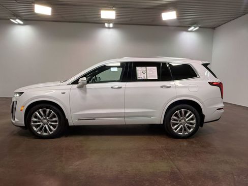 Used 2023 Cadillac XT6 Premium Luxury image 27