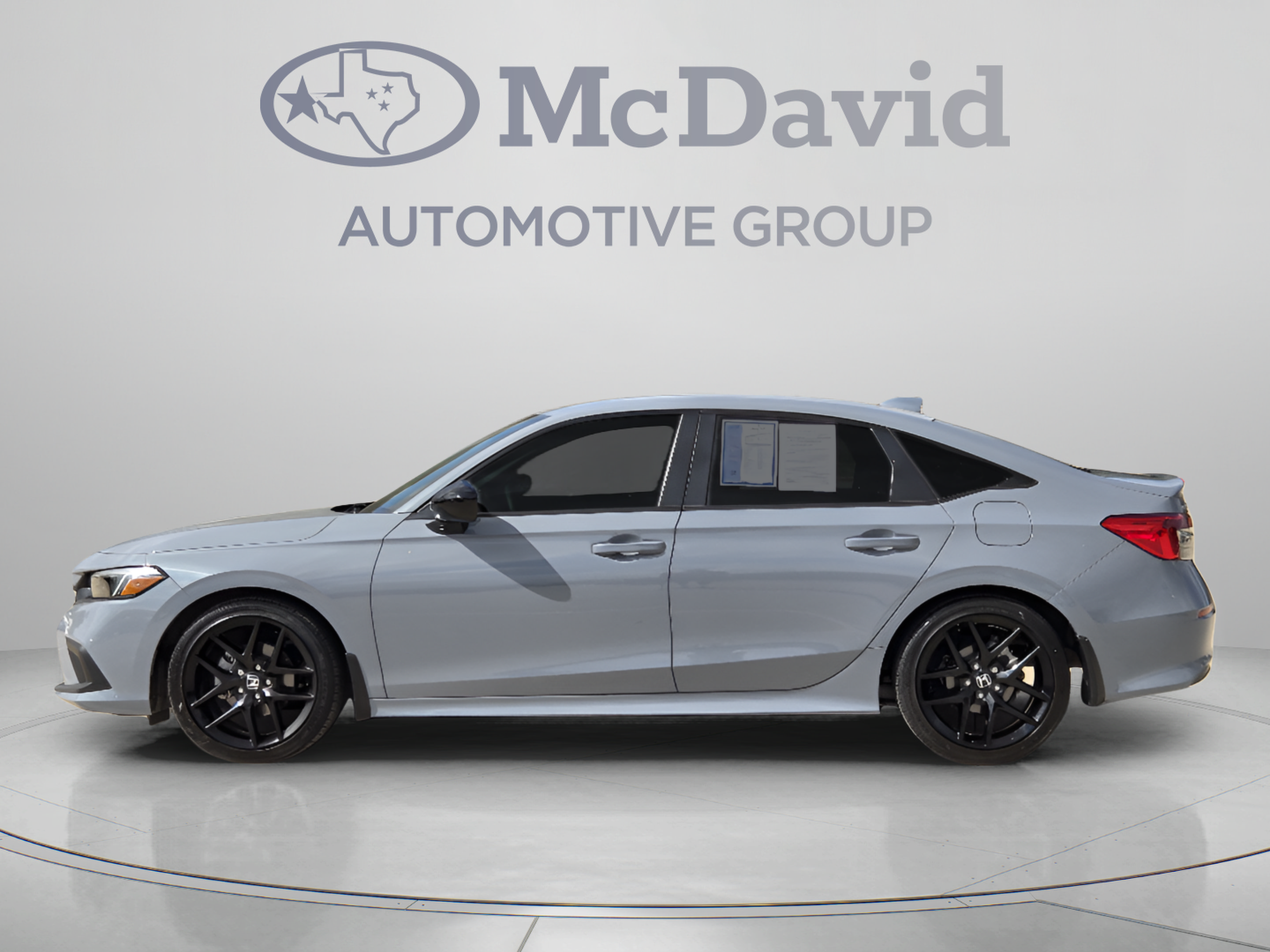 Used 2024 Honda Civic Sport image 2