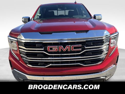 New 2026 GMC Sierra 1500 SLT w/ SLT Premium Package image 8
