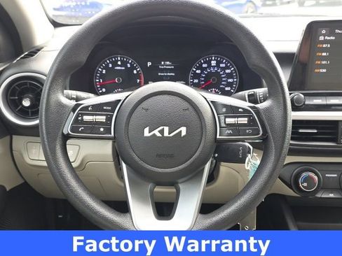 Used 2023 Kia Forte LXS w/ LXS Technology Package image 10