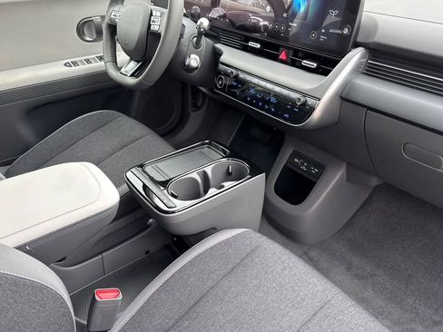 New 2026 Hyundai Ioniq 5 SE image 13