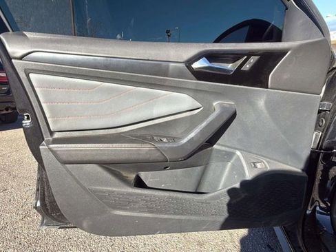 Used 2025 Volkswagen Jetta GLI Autobahn image 16