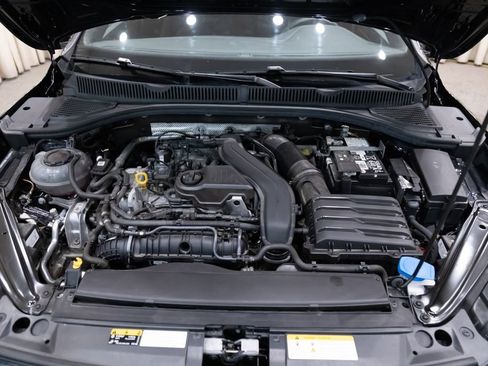 Certified 2024 Volkswagen Jetta Sport FWD image 25