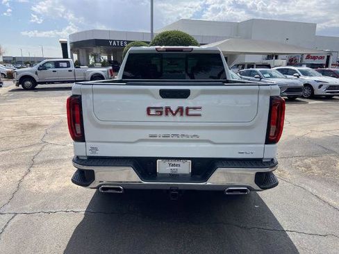 Used 2025 GMC Sierra 1500 SLT w/ SLT Premium Package image 5