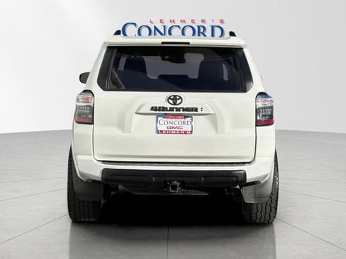 Used 2021 Toyota 4Runner TRD Off-Road Premium image 5