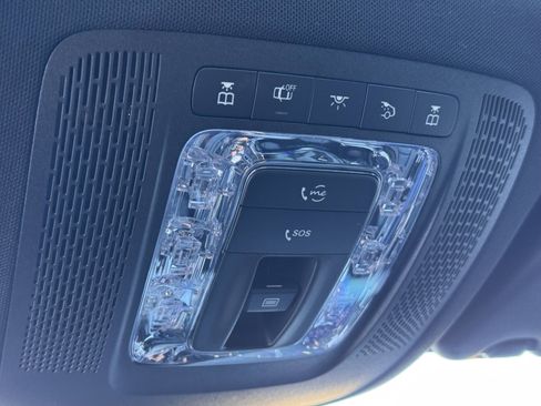 Used 2024 Mercedes-Benz GLE 450e 4MATIC image 29