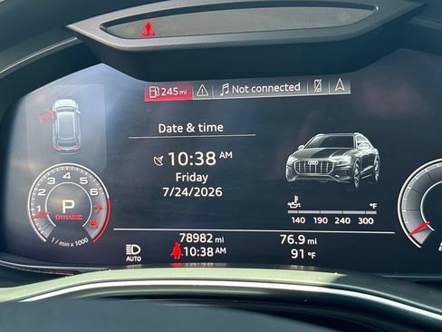 Used 2019 Audi Q8 Premium Plus w/ Premium Plus AWD/4WD image 28