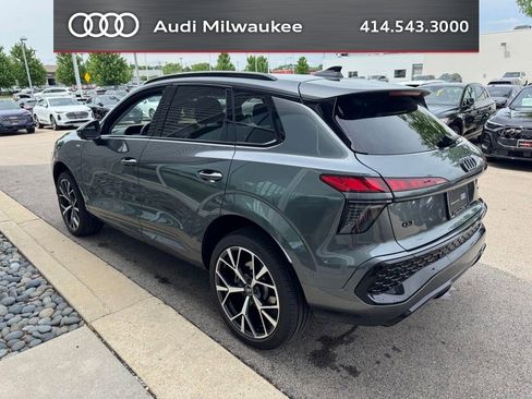 Certified 2026 Audi Q3 quattro 2.0T w/ 20" Wheel Package AWD/4WD image 5