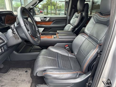 Used 2024 Lincoln Navigator Black Label AWD/4WD image 15