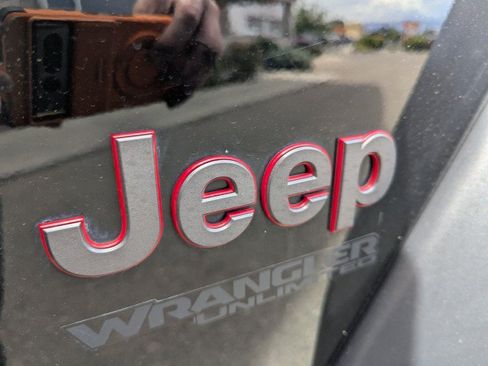Used 2018 Jeep Wrangler Unlimited Rubicon AWD/4WD image 26