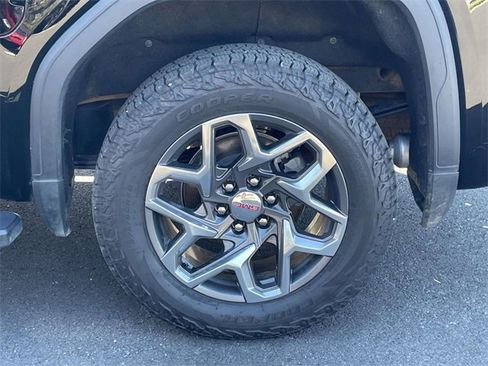 Used 2022 GMC Sierra 1500 SLT w/ SLT Premium Plus Package image 24