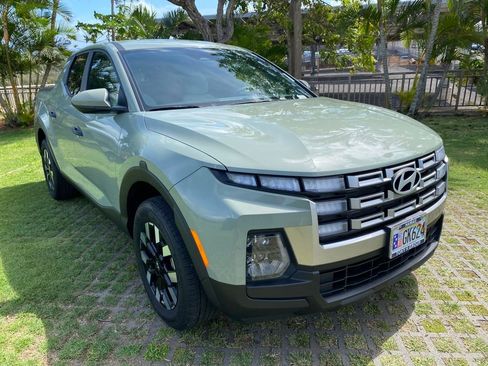 Certified 2025 Hyundai Santa Cruz SE image 19