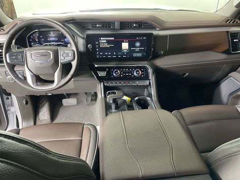 Used 2025 GMC Sierra 1500 Denali w/ Technology Package image 19