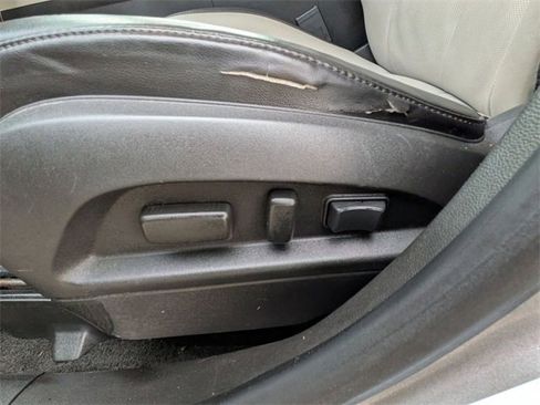 Used 2012 GMC Terrain SLT image 13