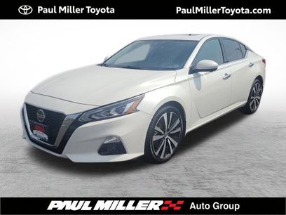 Used 2022 Nissan Altima 2.5 Platinum