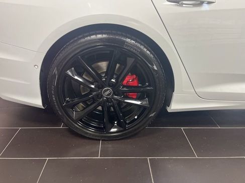 Used 2021 Audi S6 Premium Plus w/ S Sport Package image 16