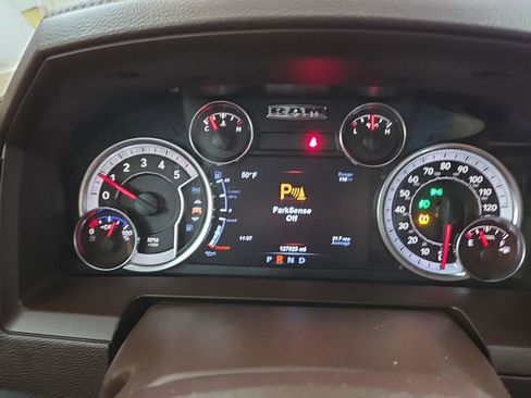 Used 2018 RAM 1500 Laramie image 11