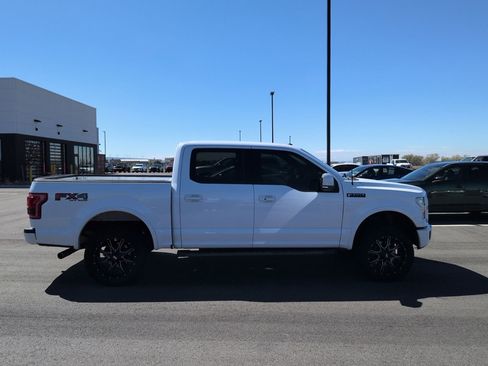 Used 2016 Ford F150 Lariat w/ Equipment Group 502A Luxury AWD/4WD image 8