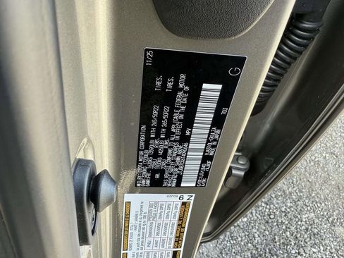 New 2026 Lexus LX 600 4WD w/ Luxury Package image 20