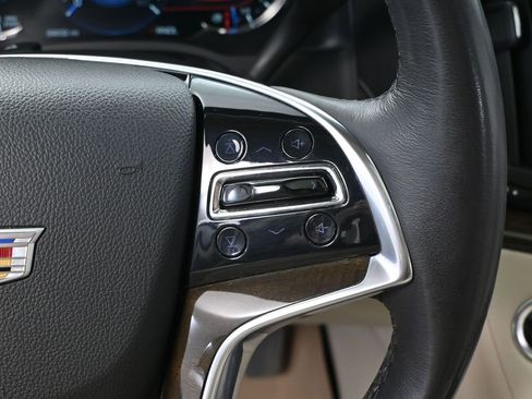 Used 2020 Cadillac Escalade ESV Premium Luxury image 33