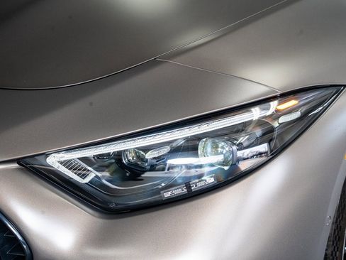 Used 2023 Mercedes-Benz SL 55 AMG 4MATIC image 14