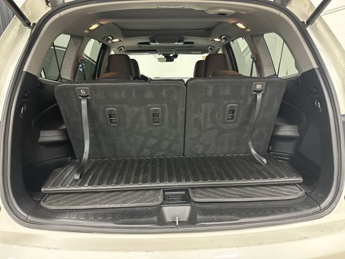 Used 2019 Honda Pilot Elite image 34