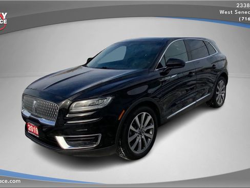 Used 2019 Lincoln Nautilus Select image 1
