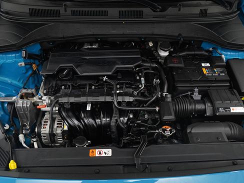 Used 2023 Hyundai Kona SE w/ Cargo Package image 28