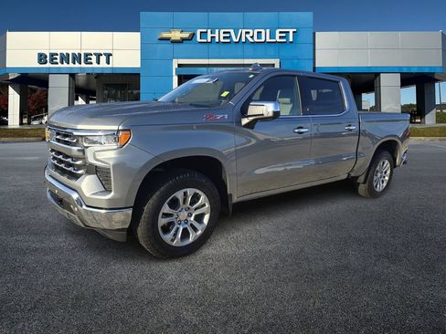 Certified 2025 Chevrolet Silverado 1500 LTZ AWD/4WD image 2