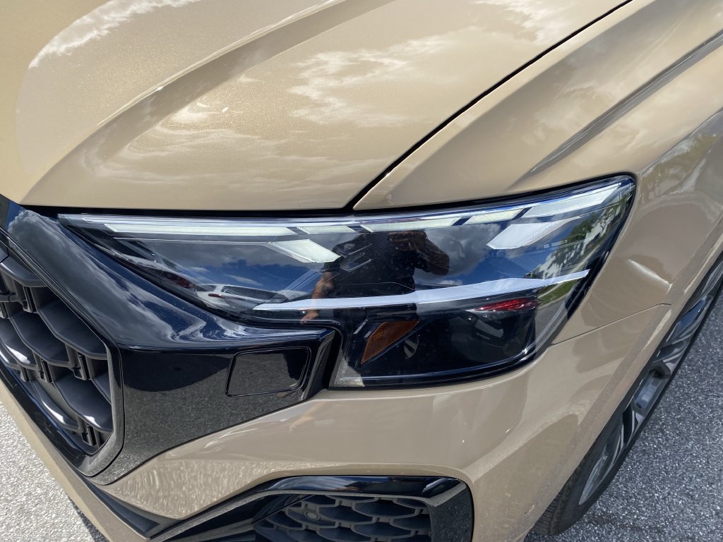 Used 2024 Audi Q8 Premium Plus AWD/4WD image 20