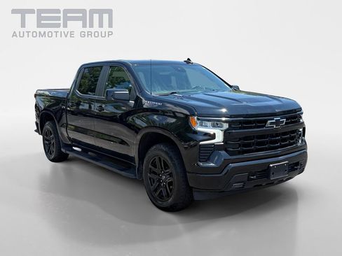 Used 2022 Chevrolet Silverado 1500 RST w/ Max Trailering Package AWD/4WD image 1