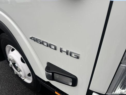 New 2025 Chevrolet Low Cab Forward image 3