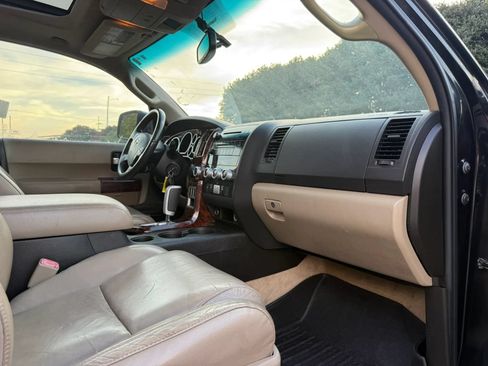 Used 2008 Toyota Sequoia Limited RWD image 13