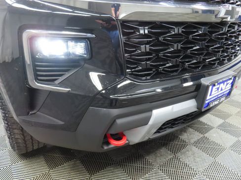 Used 2024 Chevrolet Traverse Z71 w/ LPO, Floor Liner Package AWD/4WD image 57