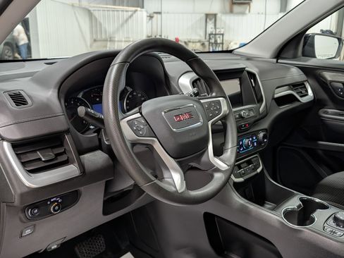 Used 2023 GMC Terrain SLE w/ Driver Convenience Package AWD/4WD image 16