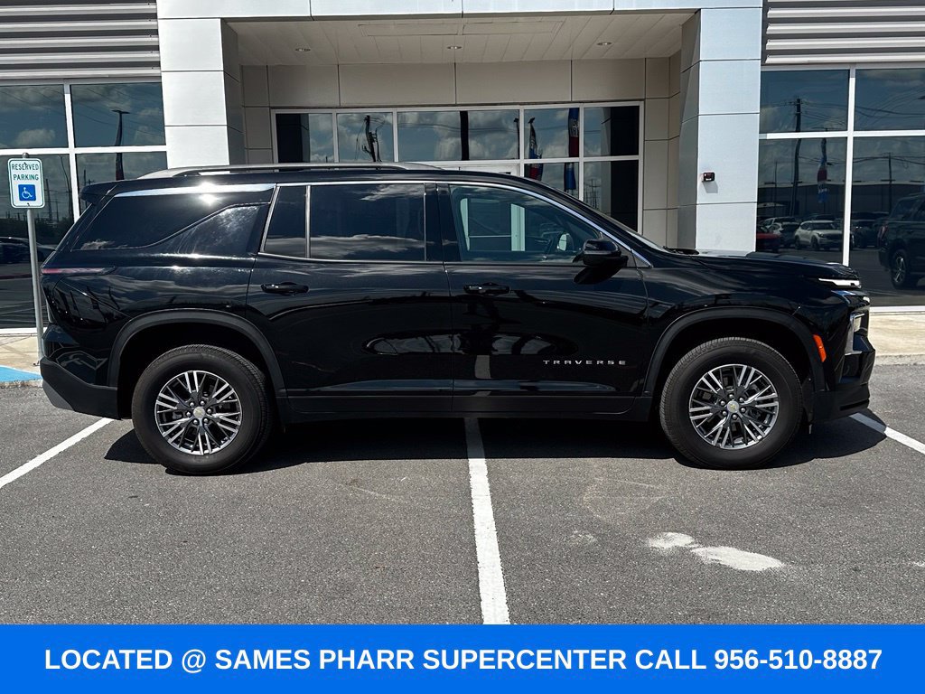 Used 2026 Chevrolet Traverse LT AWD/4WD image 6