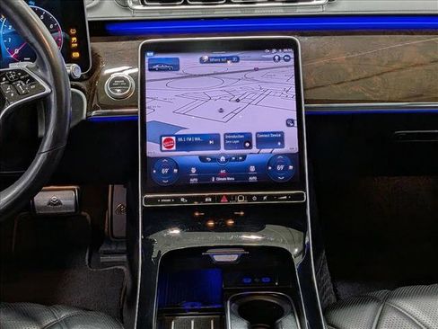 Used 2023 Mercedes-Benz Maybach S 580 4MATIC image 12