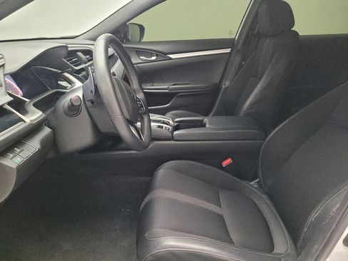 Used 2020 Honda Civic Sport image 17