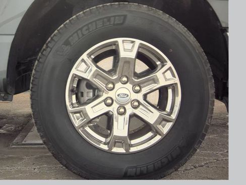 Used 2023 Ford F150 XLT w/ XTR Package image 10