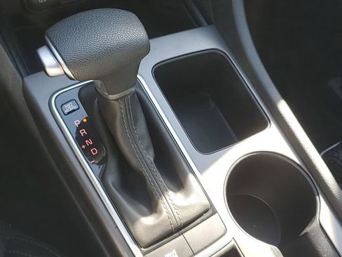 Used 2019 Kia Optima S FWD image 26