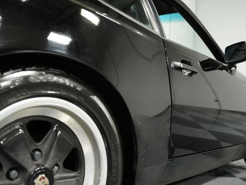 Used 1986 Porsche 944 Turbo image 25