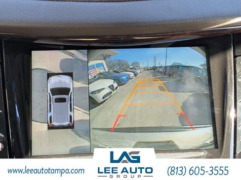 Used 2015 Cadillac Escalade Premium image 25