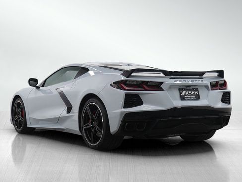 Used 2023 Chevrolet Corvette Stingray Preferred Cpe w/ Z51 Performance Package image 3